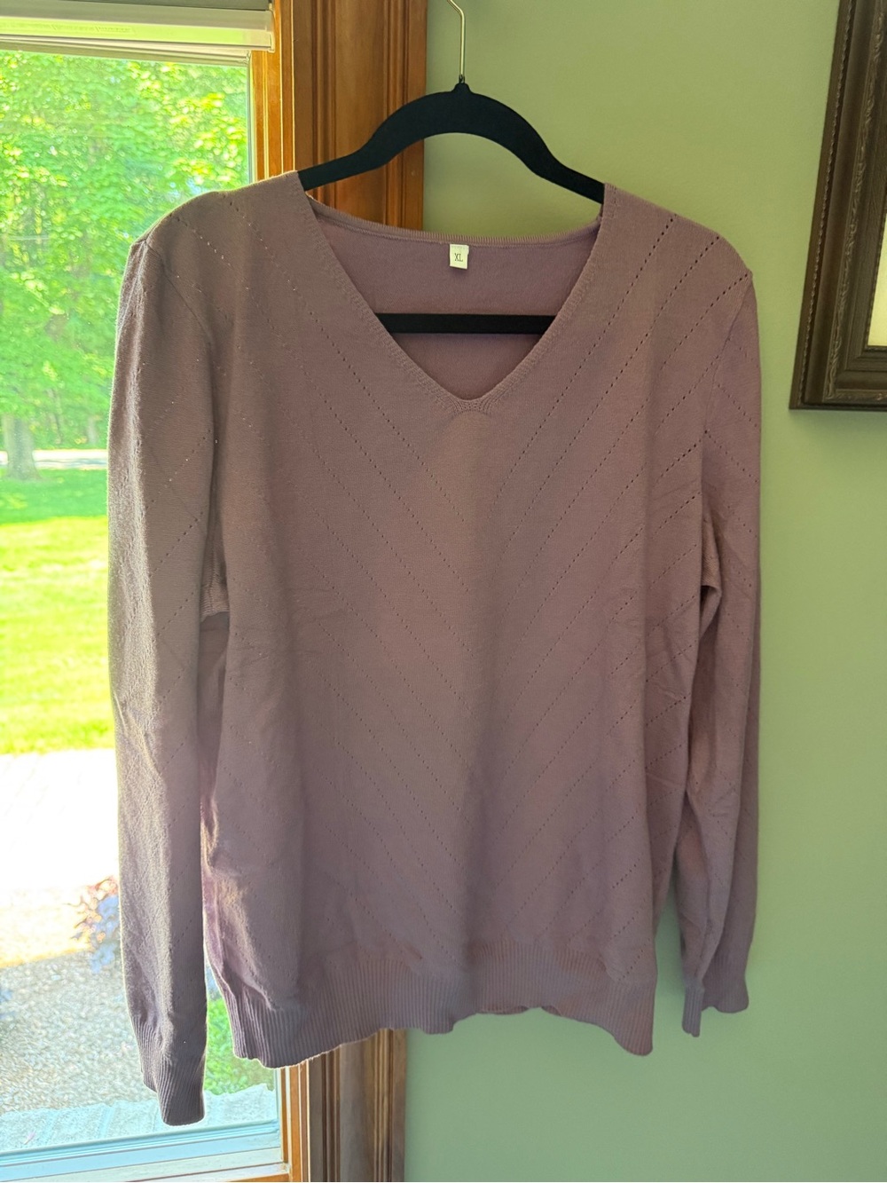 Women's V-Neck Knit Sweater - Dusty Mauve